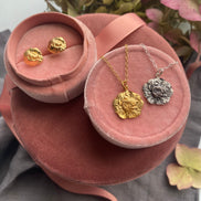 Daisy Necklace