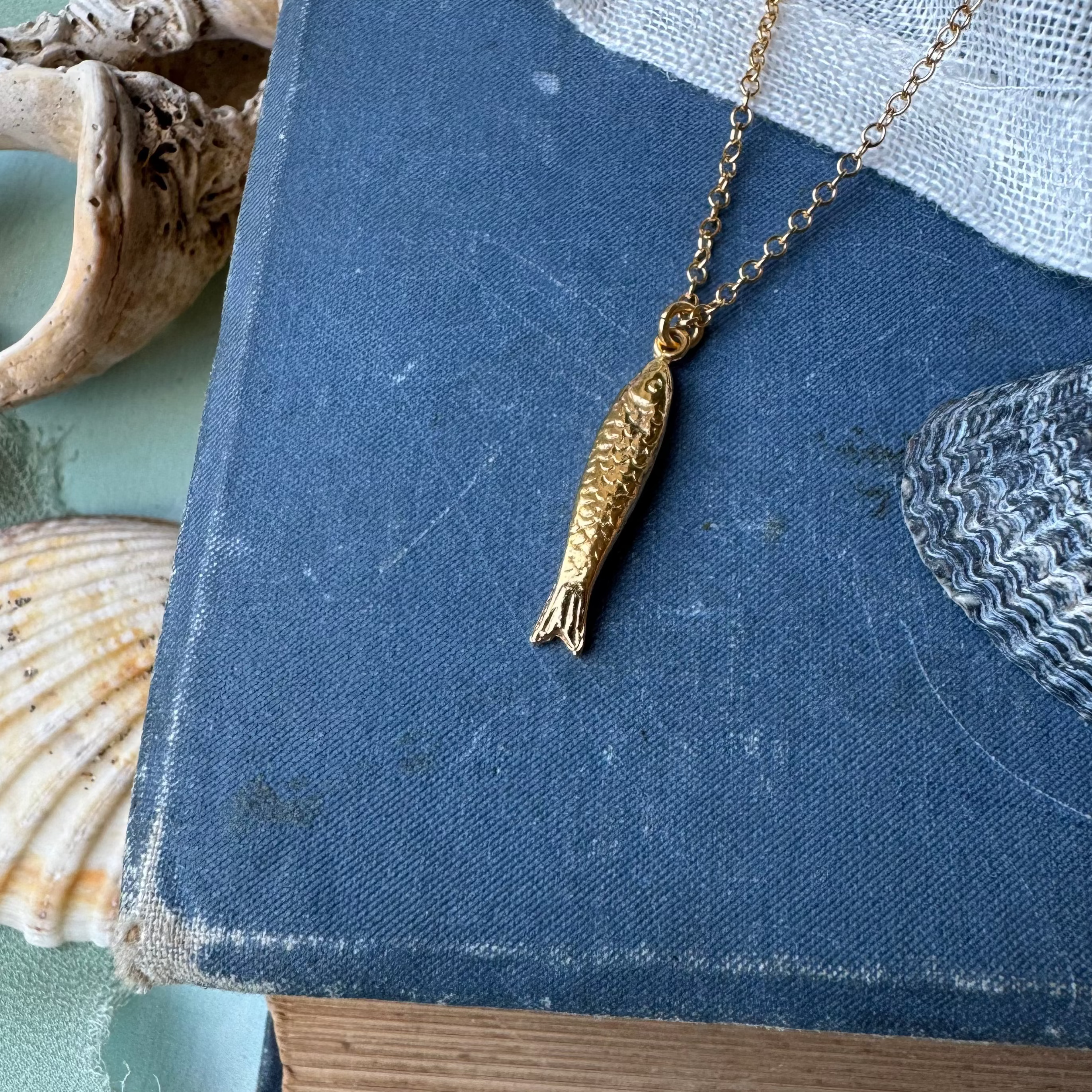 Single Fish Necklace