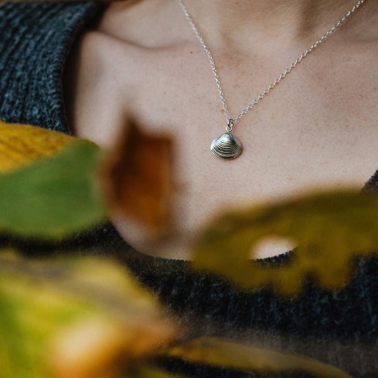 Mini Venus Shell Necklace