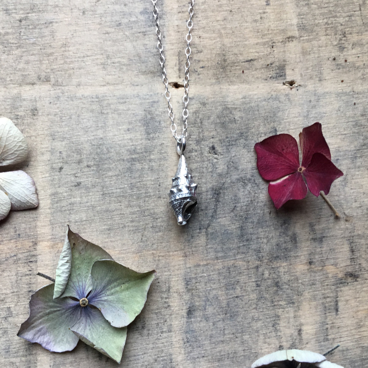 Sterling silver mini shell pendant 