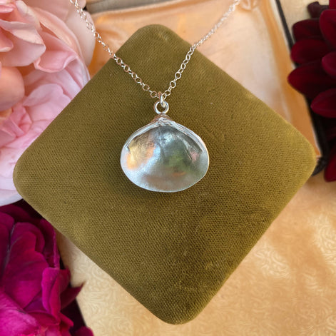 Venus Shell Necklace