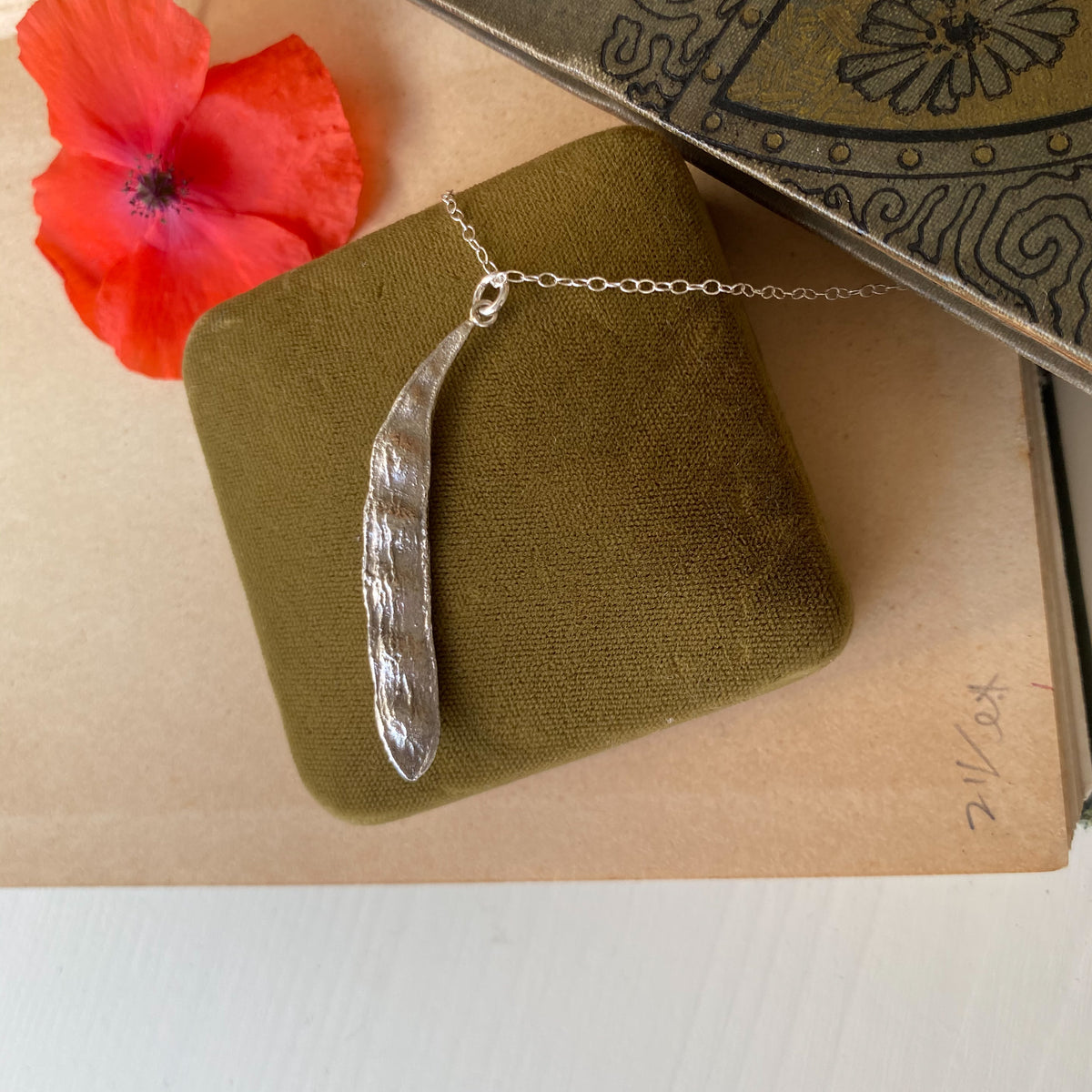 Five Peas in a Pod Necklace