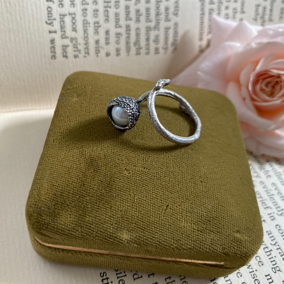 Acorn Cup Pearl Ring