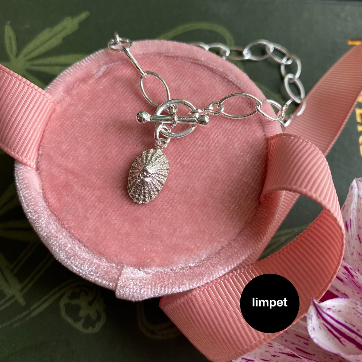 Custom Single Shell Charm Bracelet